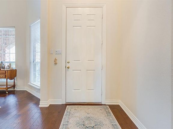 2nd image of 4004 Kimbell Dr