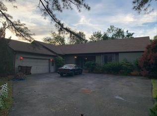 135 Lakeside Dr, Laurel, DE 19956