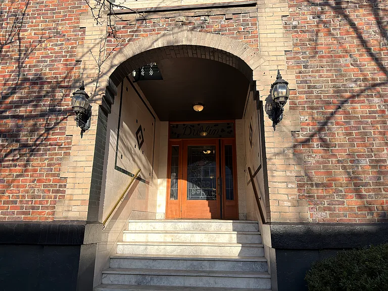 Dublin Apartments — Photo 2