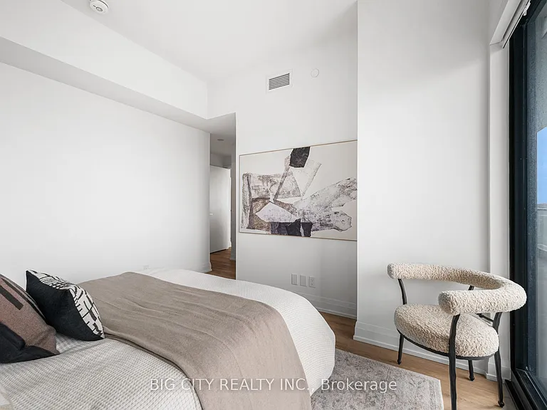 36 Brentcliffe Rd #816 — Photo 25