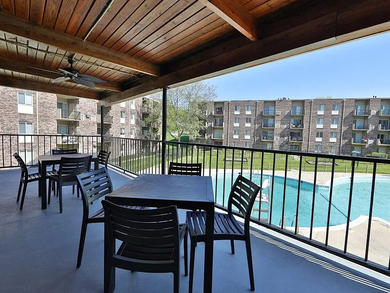 Lighthouse at Twin Lakes Apartment Homes — Photo 19
