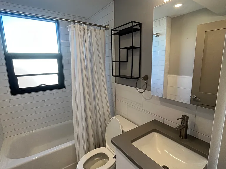 244 Hanover St #510 — Photo 20
