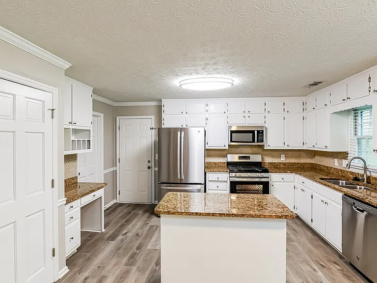 2951 Glynn Creek Ct — Photo 7