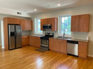 1488 Westminster St #4, Providence, RI 02909