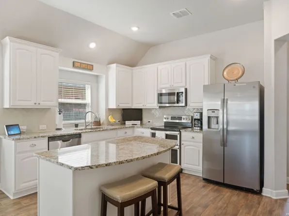 340 Cortijo, Cibolo, TX 78108