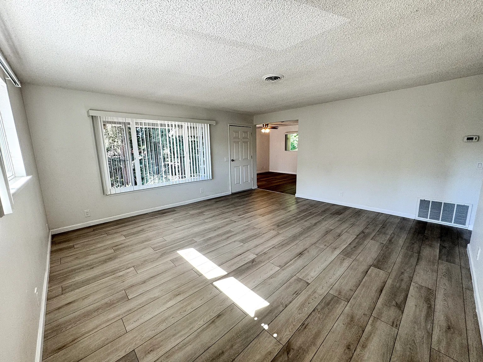 Godman Ave, Chico — Photo 4