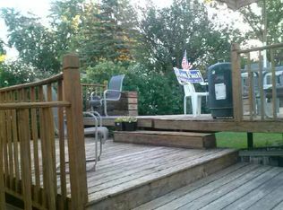 1427 Hampshire Dr, Canton, MI 48188