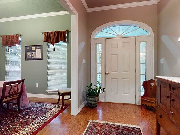 3rd image of 1280 Pinehill Ln