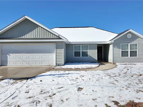 472 Hawks Landing Dr, Waynesville, GA 31566