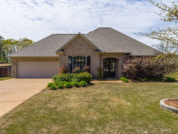2nd image of 103 Breckenridge Dr