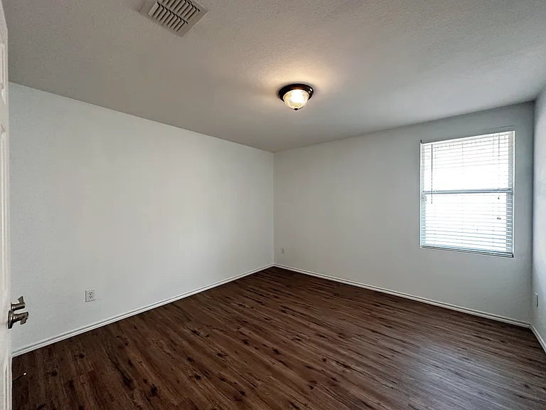 12943 Vassar Dr — Photo 12