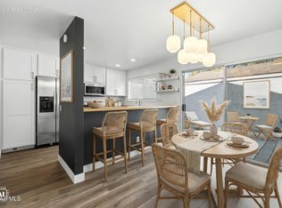 15155 Marquette St Unit A, Moorpark, CA 93021