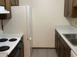 1911 Pike Dr #205, Madison, WI 53713