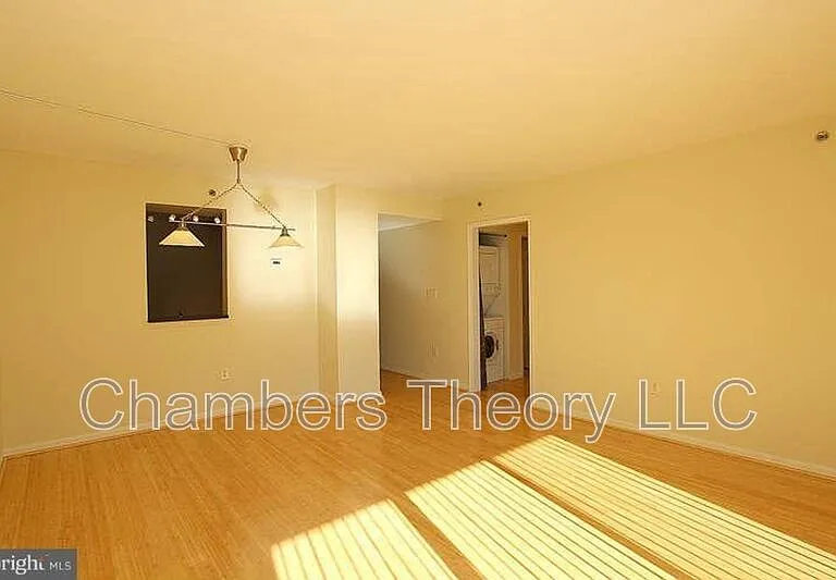 505 E Braddock Rd #407 — Photo 5