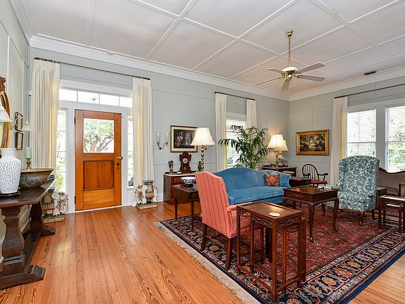 4th image of 160 Avenue C