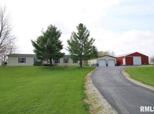 26519 Schuck Rd, Washington, IL 61571