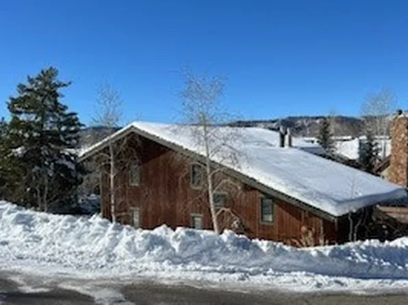 3275/3277 Village Dr, Steamboat Springs, CO 80487
