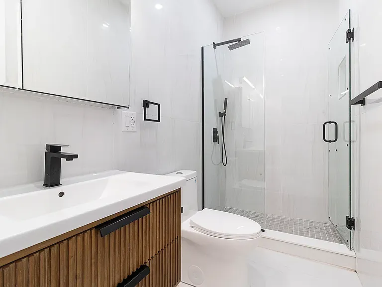 211 W 85th St #3E — Photo 11