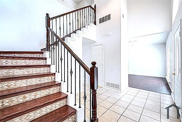 1411 Prentice St — Photo 11