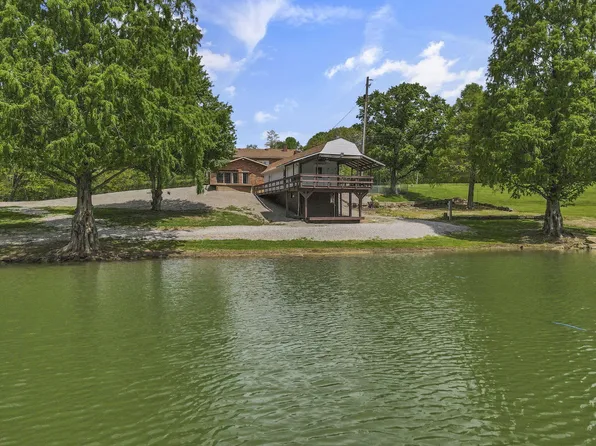 15231 Wolfe Bennett Rd, Nelsonville, OH 45764