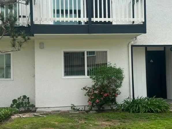 17692 Cameron Ln APT 102, Huntington Beach, CA 92647