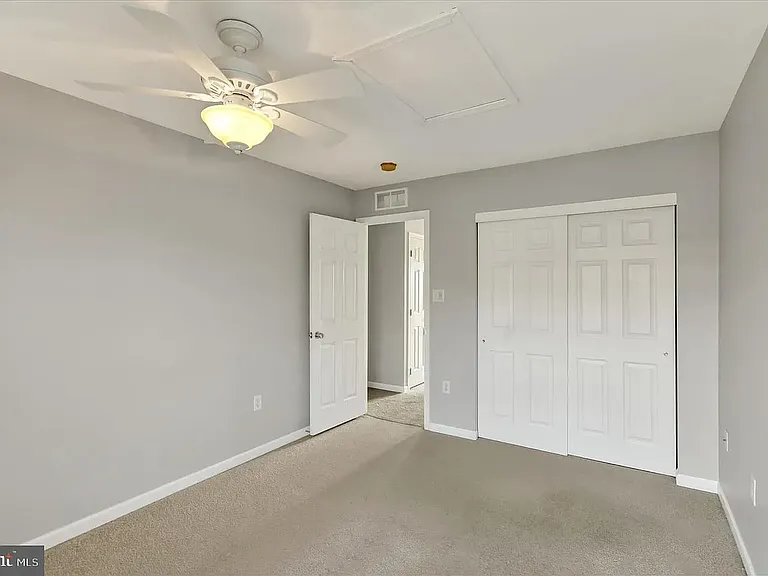 204 Silk Dr — Photo 16