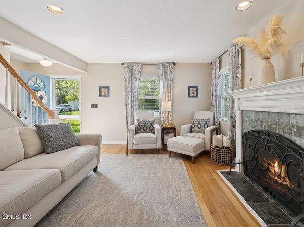 165 Woodbury Ave, Stamford, CT 06907