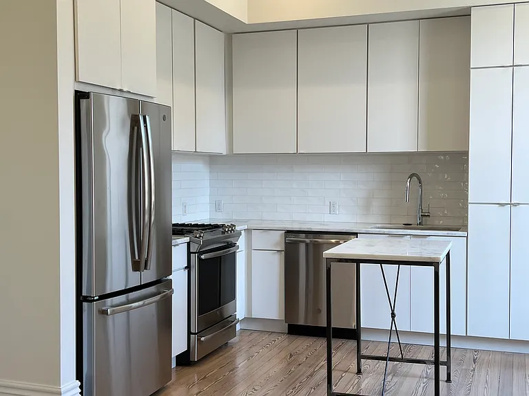 5833 Magazine St #A — Photo 30