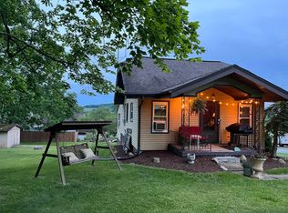 5627 Pleasant St, South Park, PA 15129