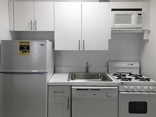 Rented by Corcoran | media 13