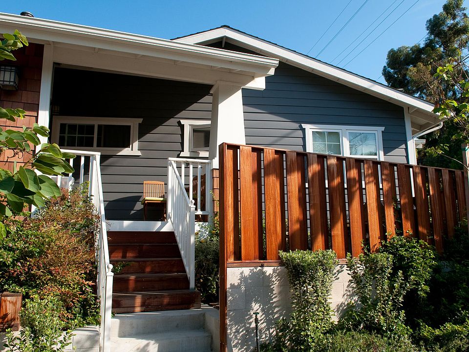1st image of 3734 Curlew St
