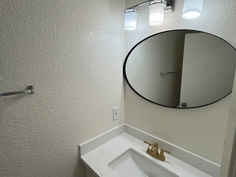 1320 W 225th St #3 — Photo 9