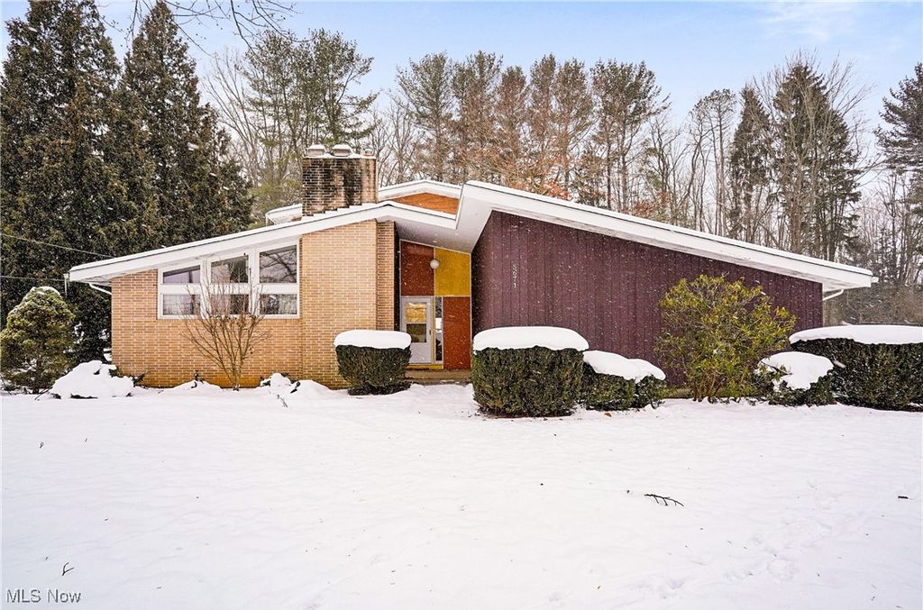 Real estate listing image