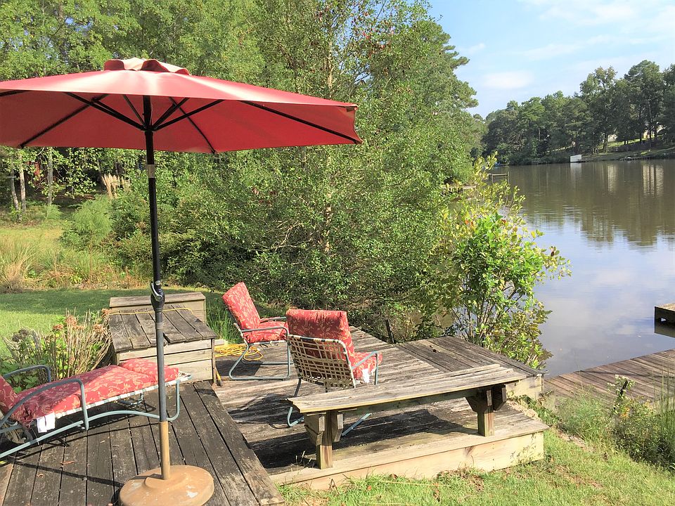 2nd image of 309 E Loch Haven Dr