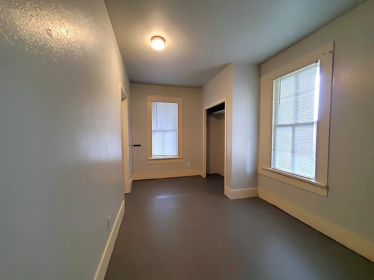 4358 Kenneth Ave — Photo 13