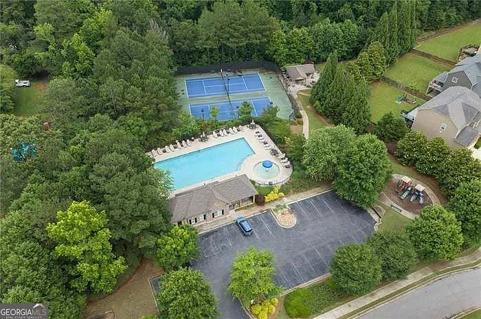 2540 Lansing Ln — Photo 25