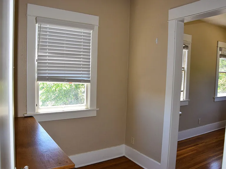 169 N Harwood St — Photo 16