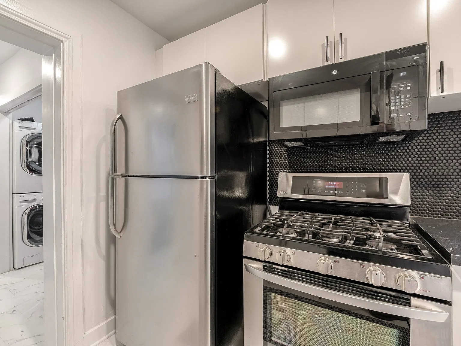 4 bed, 2.0 bath, 1771 sqft, $1,252 — Photo 4