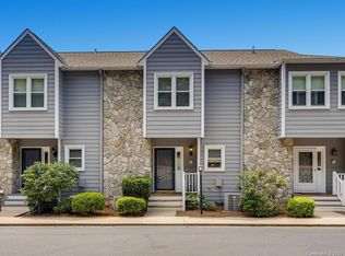 526 Catspaw Ln, Statesville, NC 28677