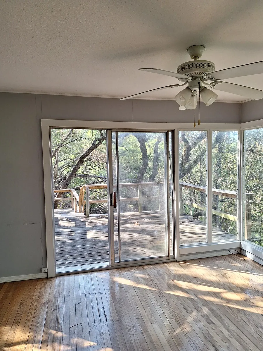 Building Photo - 5200 Mount Bonnell Rd