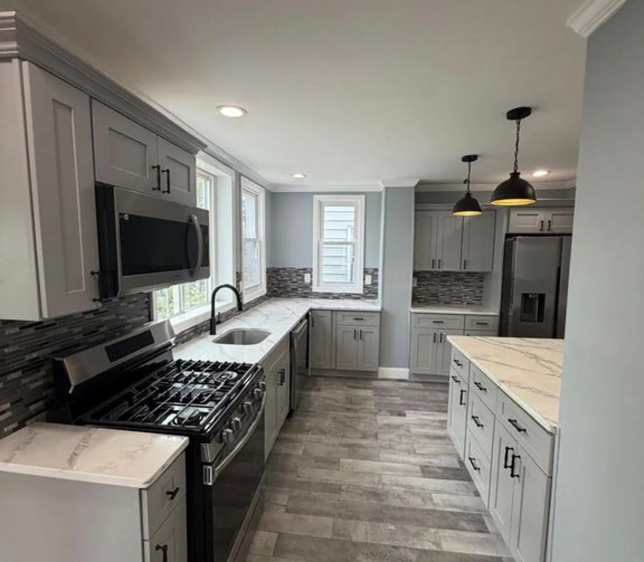 3 bed, 2.5 bath, 2227 sqft, $4,300 — Photo 4