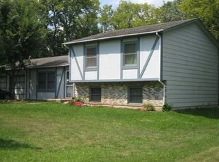 130 Sycamore Ave, Medinah, IL 60157