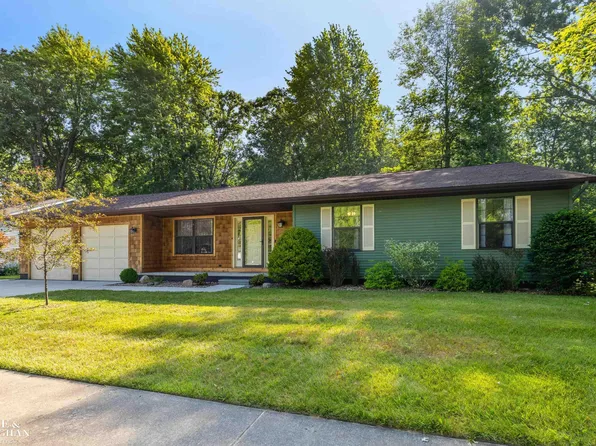 355 Connecticut Ave, Marysville, MI 48040