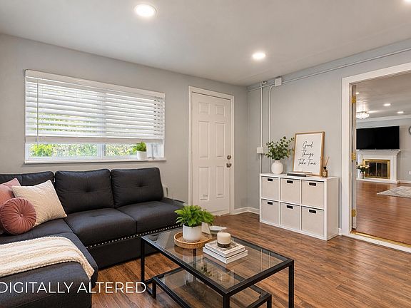 3rd image of 2685 Richard Ave