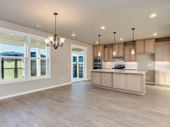 5th image of 8027 Blanchard Loop