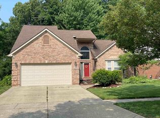 2592 Locksley Ct, Troy, MI 48083
