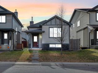 231 N Saddlebrook Way NE, Calgary, AB T3J 0B5