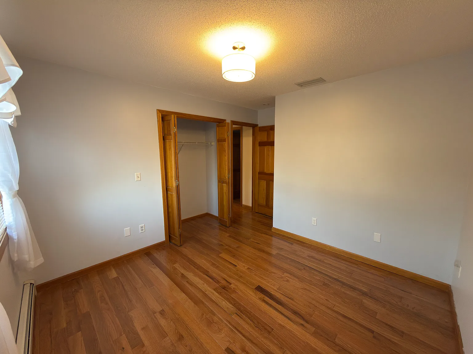 3 bed, 1768 sqft, $1,200 — Photo 2