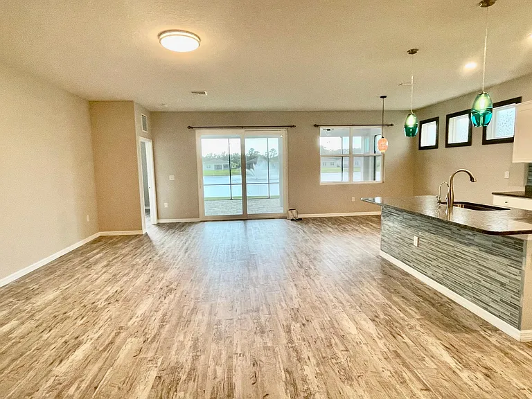 13824 Camden Crest Ter — Photo 5