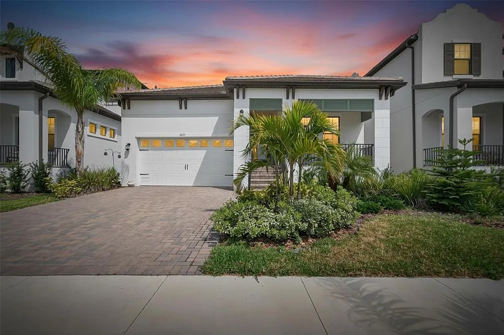 3 bed, 2.5 bath, 1985 sqft, $3,500 — Photo 2